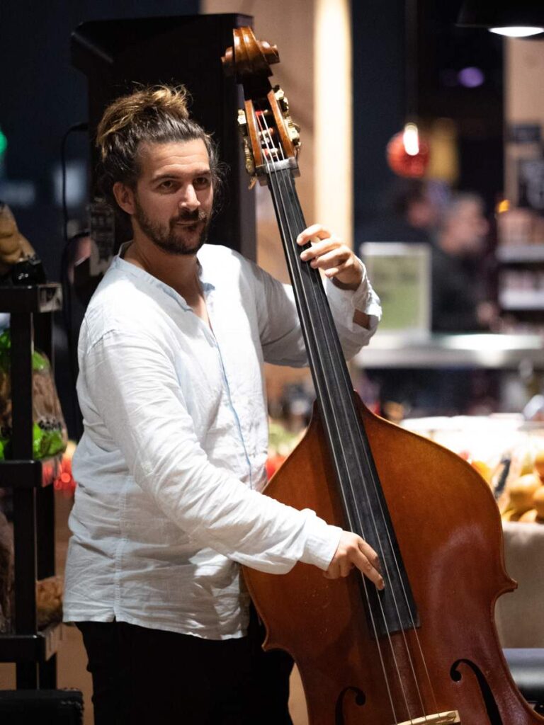 Música en directa fira del vi Agromart Manacor