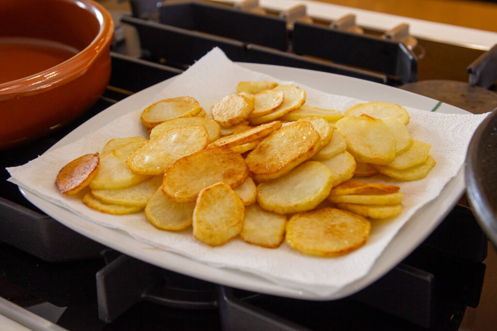 La cuina de Maria Verger Agromart tumbet mallorquí amb ous fregits: patata fregida