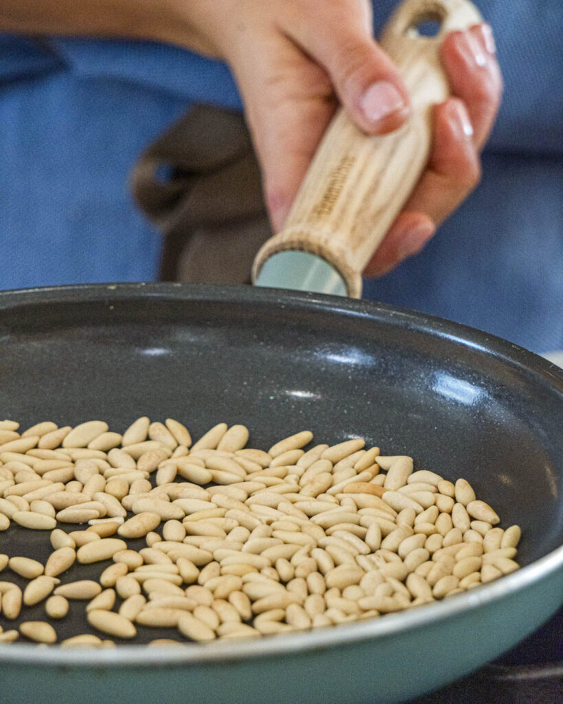 pinyons torrats recepta coca de tomàtiga xerri Agromart