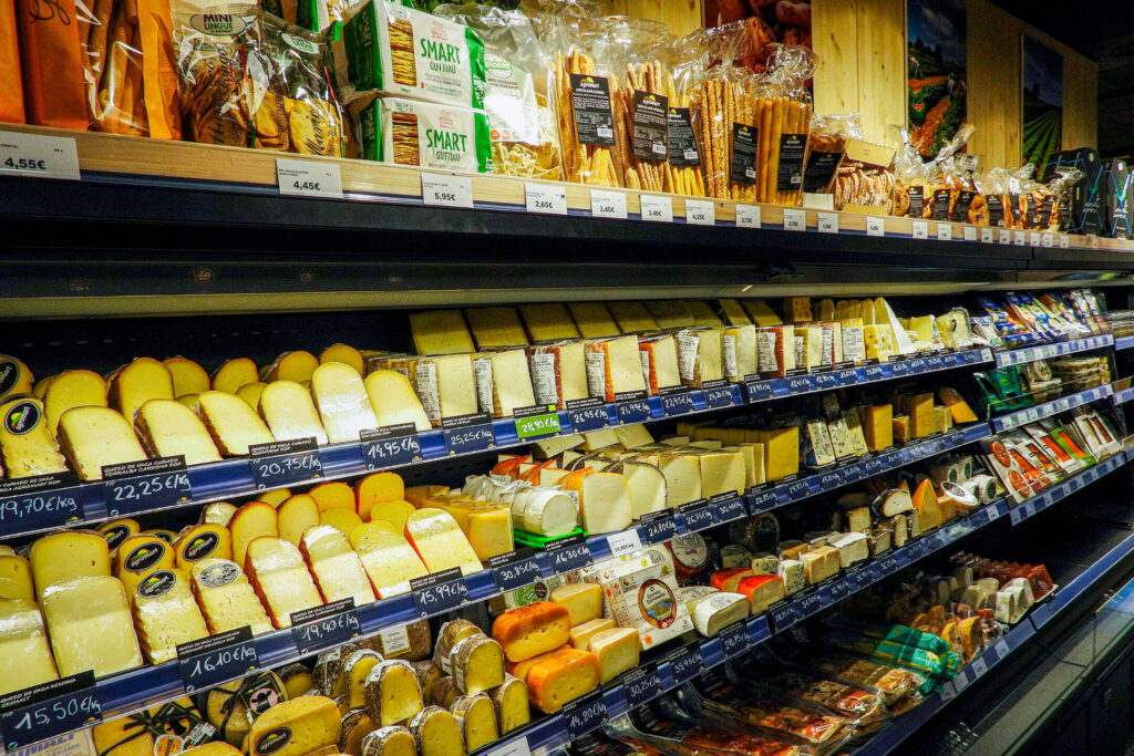 Donde encontrar los mejores quesos en Agromart Valencia Avenida de Francia 47