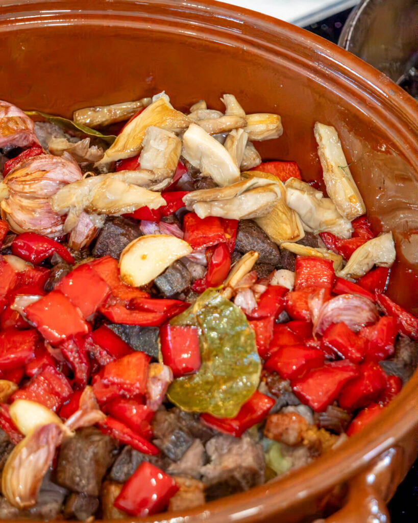 mesclam els ingredients recepta frit mallorquí Agromart Mallorca