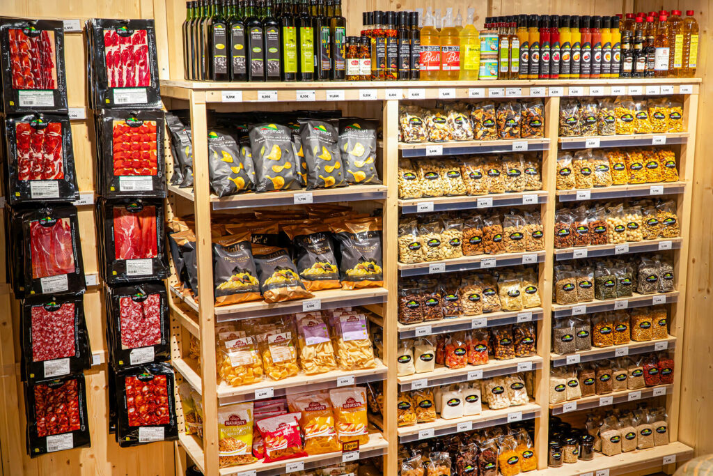 Agromart Balear - Valencia Benimaclet - Assagador Alboraia 19 - el mejor jamon serrano los mejores frutos secos patatillas y el mejor aceite en Valencia Ciudad