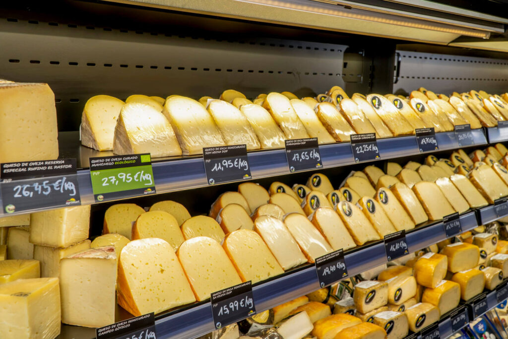 Agromart Balear en Denia Alicante Juan Chabas-10 quesos gourmet en Valencia
